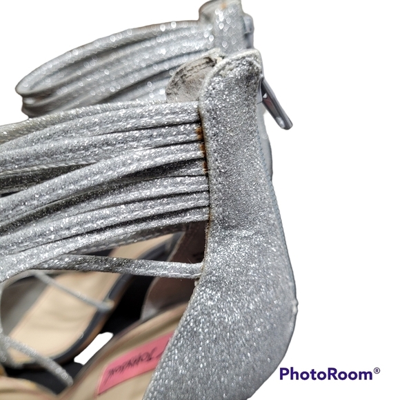 Betsey Johnson Kora Silver Sparkly Strappy Open Toe Zipper Back Heels 8M - Picture 6 of 12